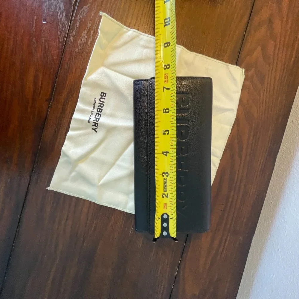 Burberry Porter Women's Black Leather Flap Wallet 8052831 1 - Picture 11 of 14